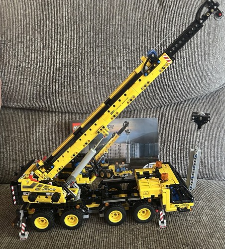 Lego technic mobile crane - technic:,