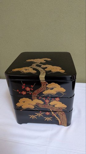Black lacquer jubako tier - black, 3