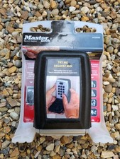 Master Lock 5423EURD Wall-Mounted Coded Key Safe Box