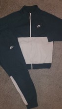 Nike Tracksuit Chariot Fleece