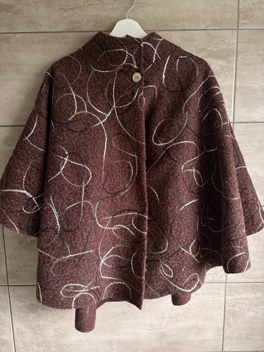 Vintage style textured cape - style,