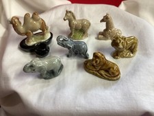 Early Wade Whimsie Camel black base Candle Holder & 6 wild animals