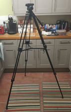 Libec TH-650HD  3-section Aluminum Camera Tripod with Manfrotto Carry Case