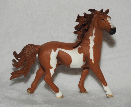 Schleich pinto toy horse - schleich,