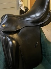 18 xxW Kent & Masters Dressage