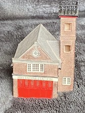 Hornby N Gauge Lyddle End Fire Station