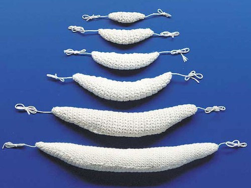 Caldercraft knitted bow - caldercraft,
