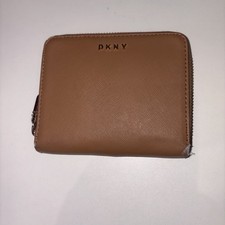 DKNY Women's Leather Wallet