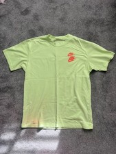 Nike Mens World Tour Green Tshirt Size Small 