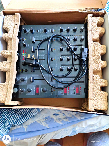 Behringer pro mixer djx750 - behringer,