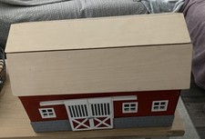 Rare Retired Schleich Red American-style Barn with haybarn, stables etc (42028)