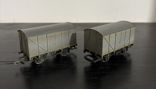 B5564 hornby plain grey - plain,