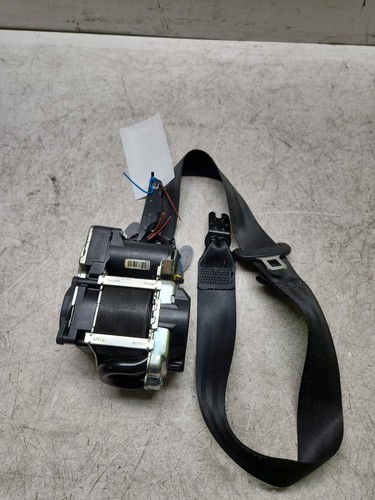 Volkswagen passat seat belt - b8,