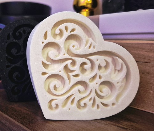 Heart shaped trinket box - shaped,
