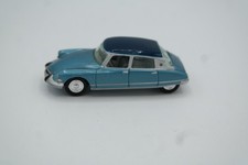 2005 JOHNNY LIGHTNING 'Classic