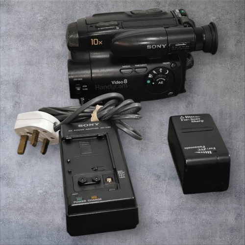 Sony ccd tr303e - sony, video8