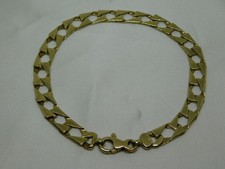 9ct Gold Oblong Curb Link