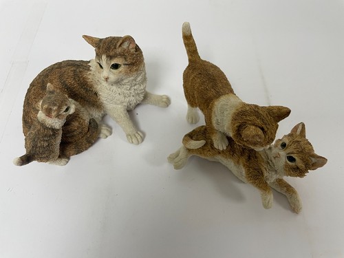 Hamilton cat kitten figurine - &,