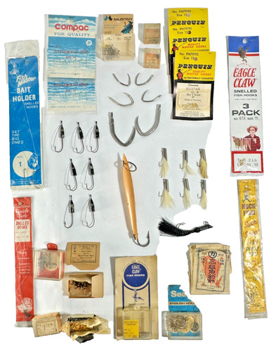 Vintage fishing hooks lot - vintage,