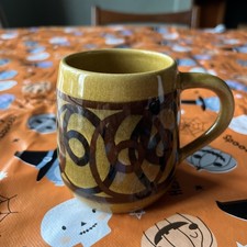 SMALL VINTAGE BRIXHAM POTTERY