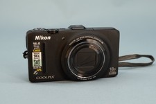 Nikon Coolpix S9300 Digital