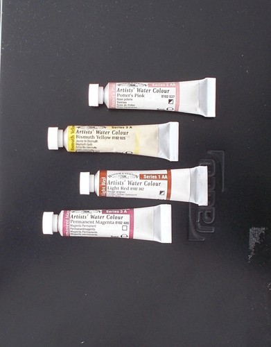 Winsor newton artist - 4, x