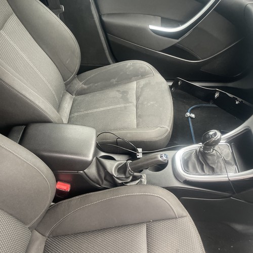 Vauxhall astra centre - astra, j