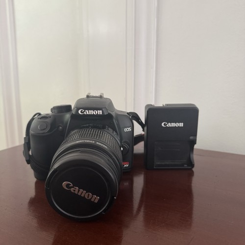 Canon eos rebel dslr - xs,