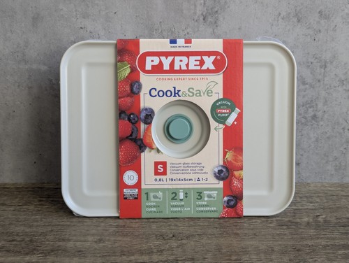 Pyrex cook and save vacuum - cook,