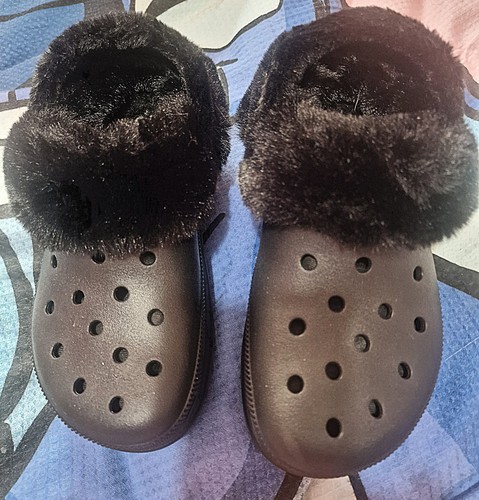 Fur lined platform black - lined,
