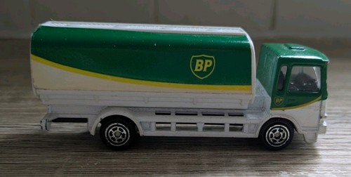 Corgi man petrol tanker - ,