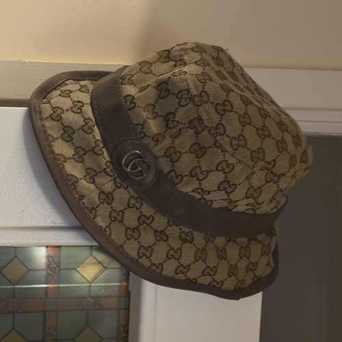Gucci women logo - gucci, women’s