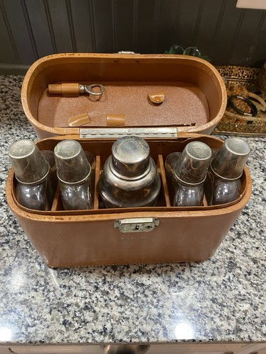 Vintage travel bar - vintage,