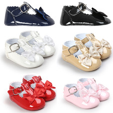 Newborn infant baby girl - baby,