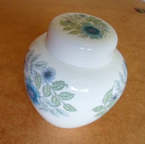 Wedgwood clementine lidded - wedgwood,,