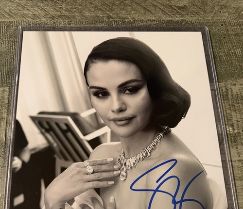 Selena gomez madonna lucy - gomez, ,lucy
