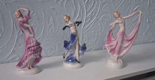 Art deco trio dancing - art,