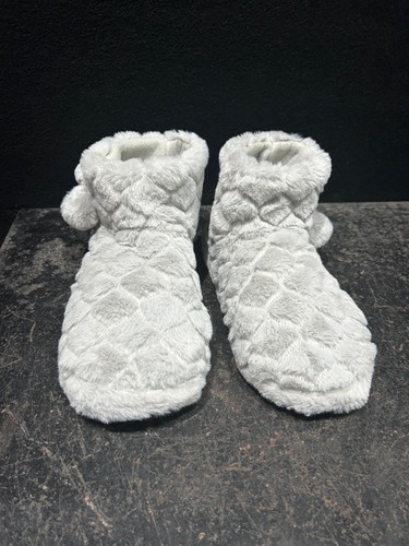 Brand new memory foam slipper - new,