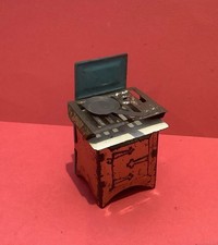Vintage Dolls House Tin Plate Cooker