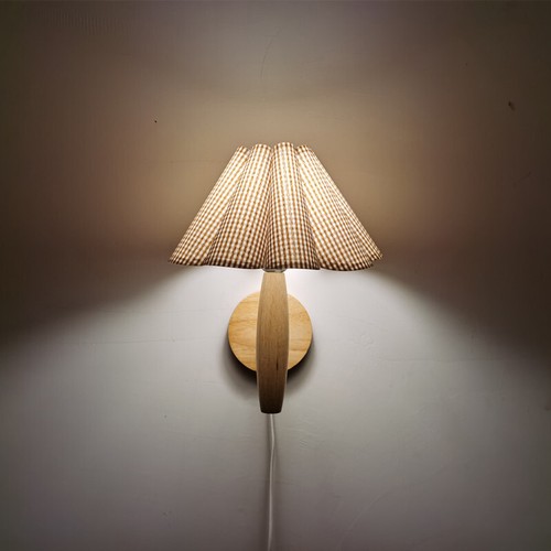 Pleated wall lamp - pleated,