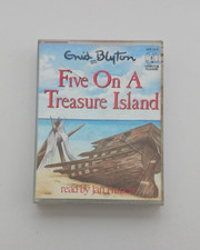 Enid blyton five on a - five,
