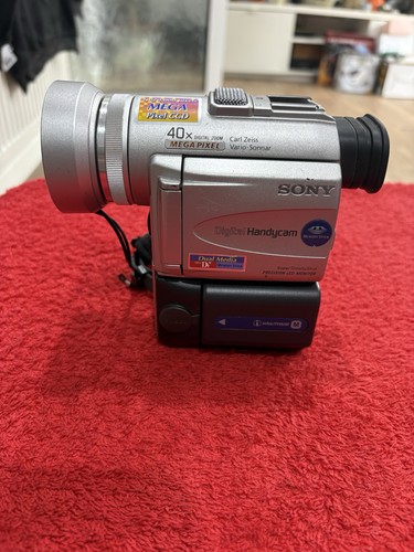 Sony pal handycam - pal, minidv
