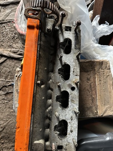 X16xe cylinder head - cylinder,