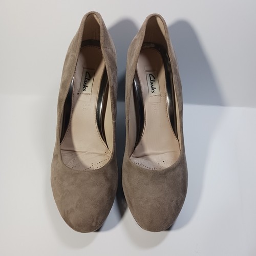 Clarks light tan suede - clarks, ladies