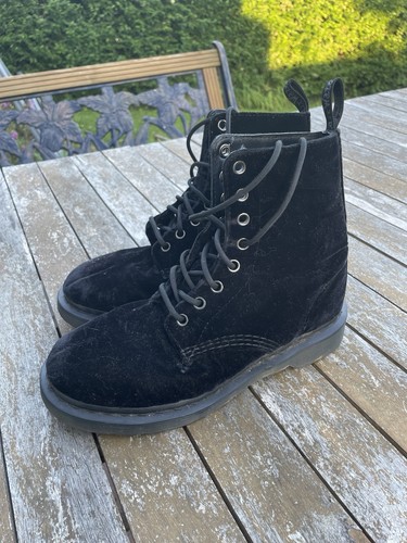 Martens 1460 page - 1460,