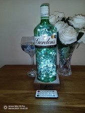Gordon's London Dry Gin bottle