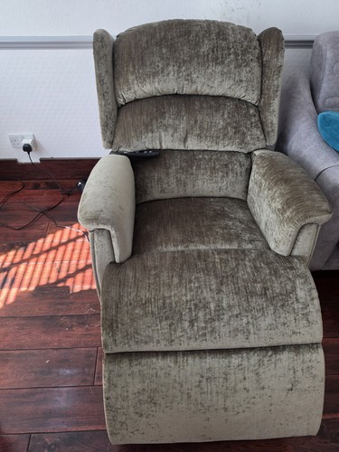 Hsl aysgarth riser recliner - hsl,