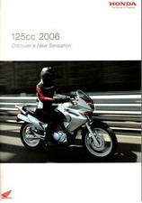 Honda 125cc 2006 Motorcycle Brochure / Leaflet 7910E