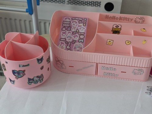 Hello kitty and - hello, friends