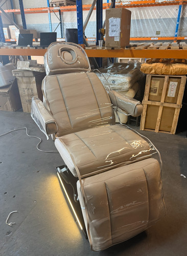 Nude electric beauty bed with - nude,